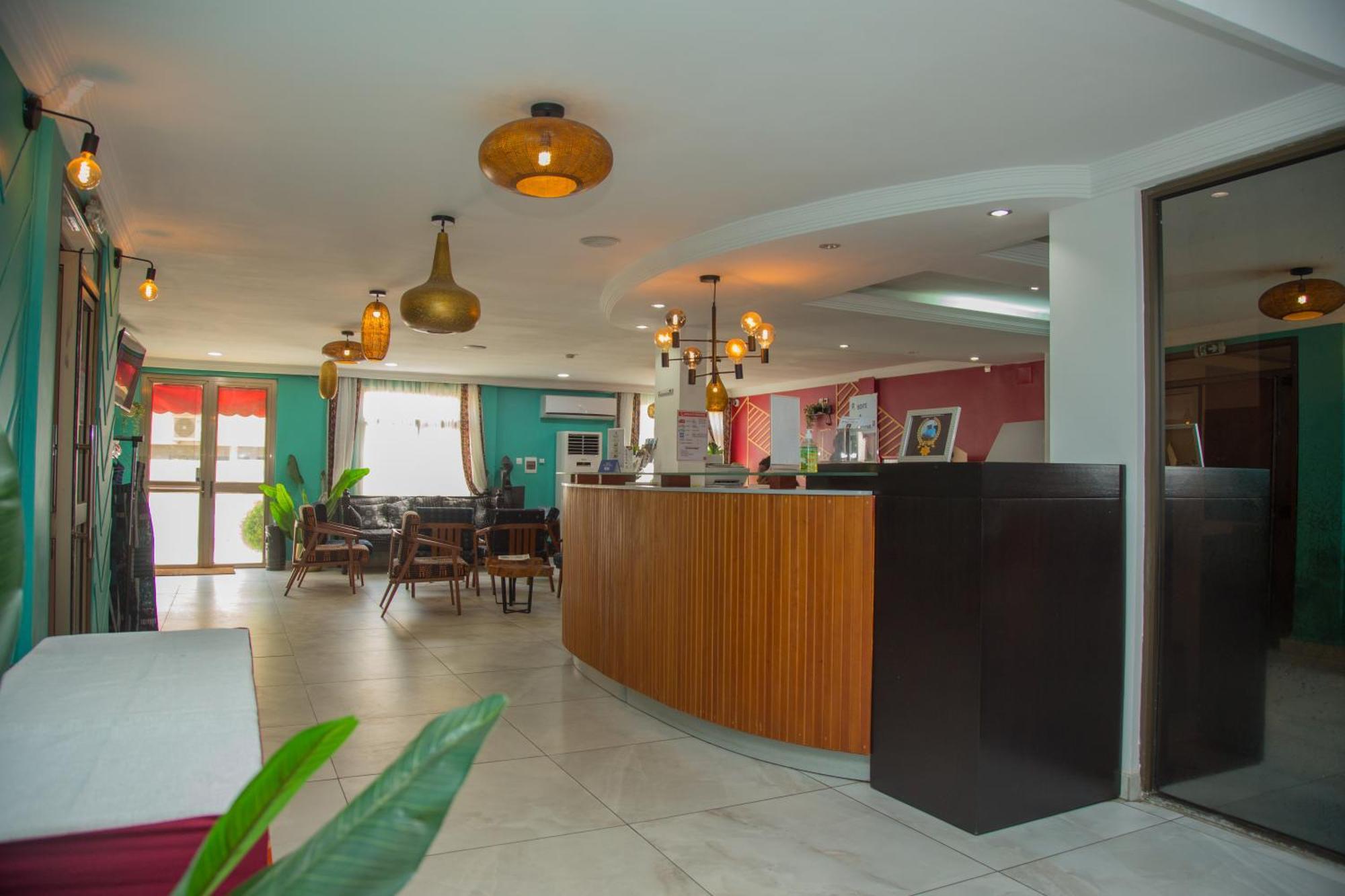 Hotel La Rose Blanche Abidjan Exterior foto